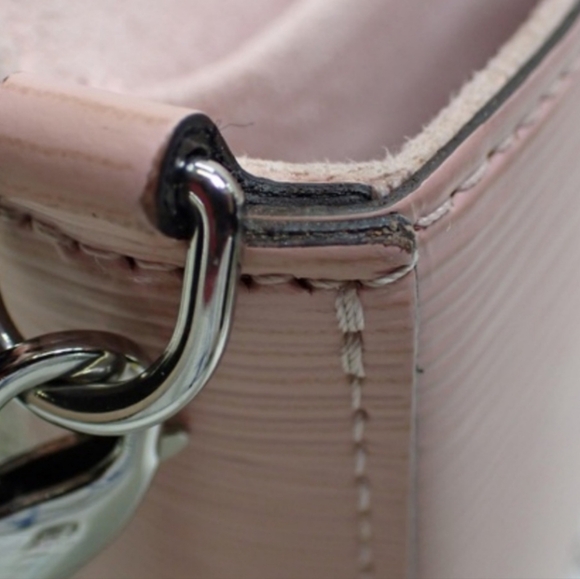 Louis Vuitton Rose Ballerine Epi Leather Pochette Felicie Bag - Picture 8 of 11